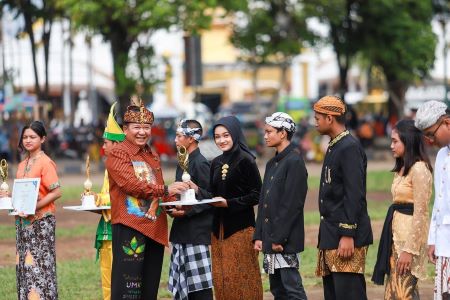 Bupati Jember di Semarak Peringatan HGN 2023, HUT ke-78 PGRI & HUT ke-52 KORPRI
